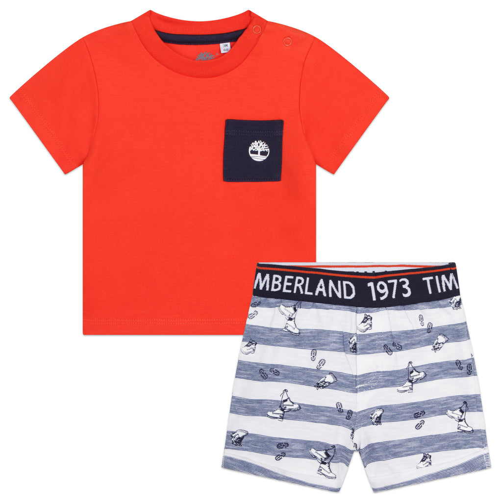 TIMBERLAND T-shirt and shorts outfit